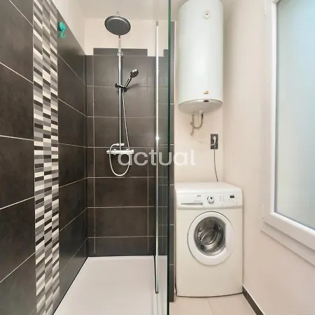 Bris Mar 15 Appartement