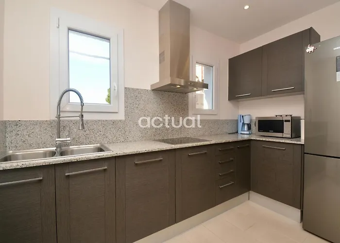 Bris Mar 15 * Castell-Platja d’Aro