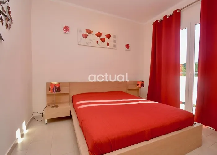 Bris Mar 15 Апартаменти *